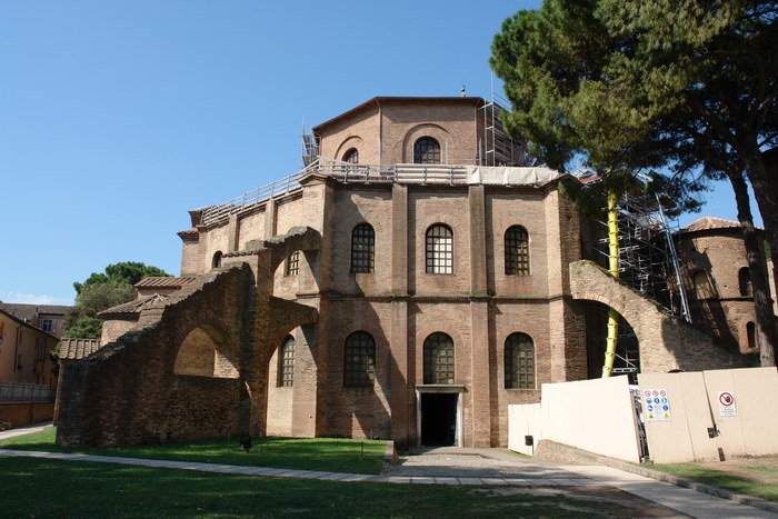 Равенна, Базилика Сан-Витале